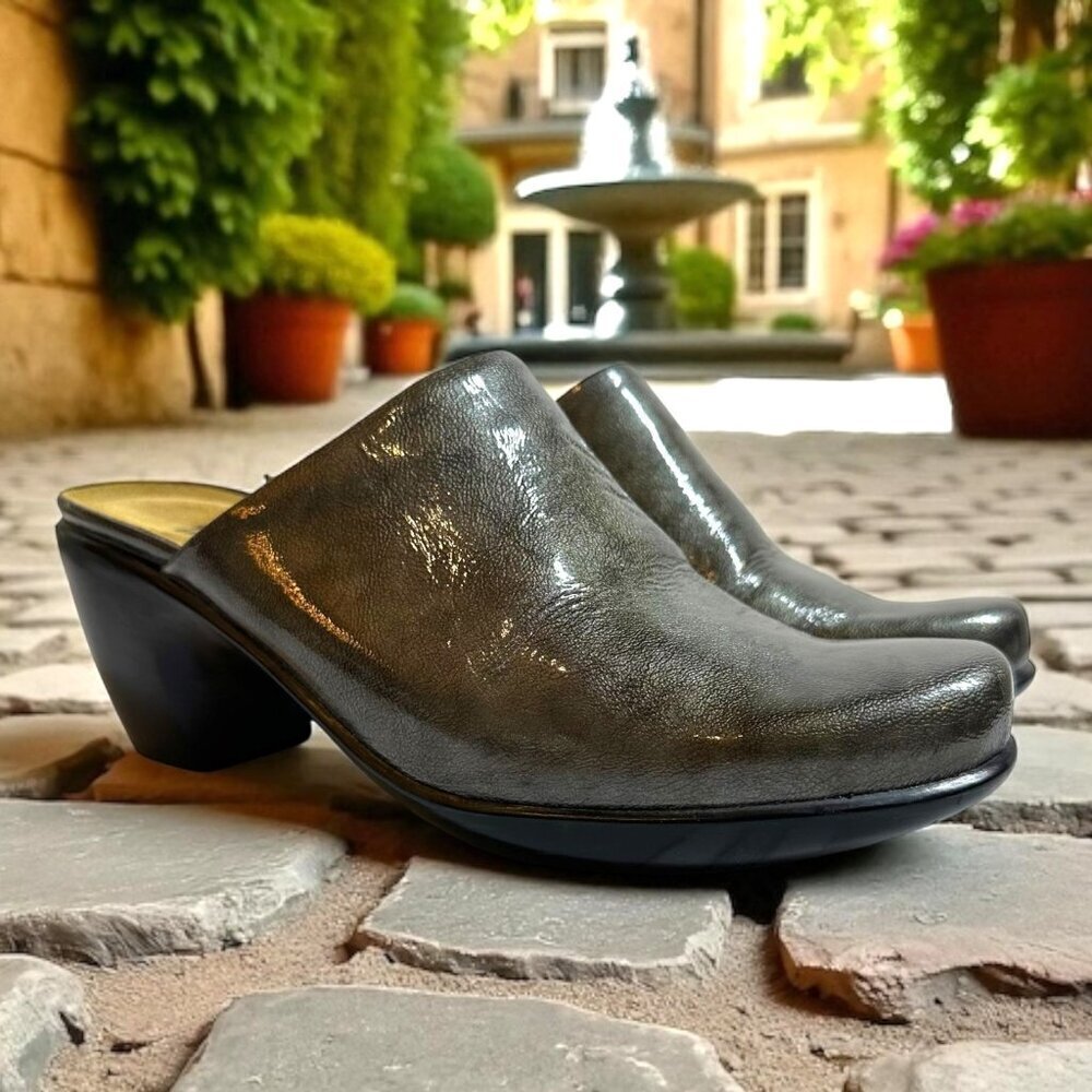 NAOT Pewter Gray Patent Leather Mid Heel Clogs Size 39